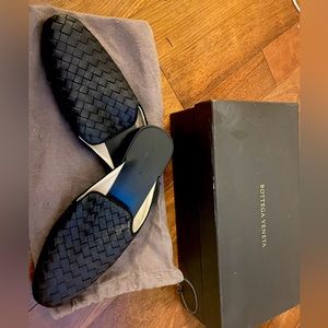 Bottega veneta black mule flats. Worn once, sz 7.5